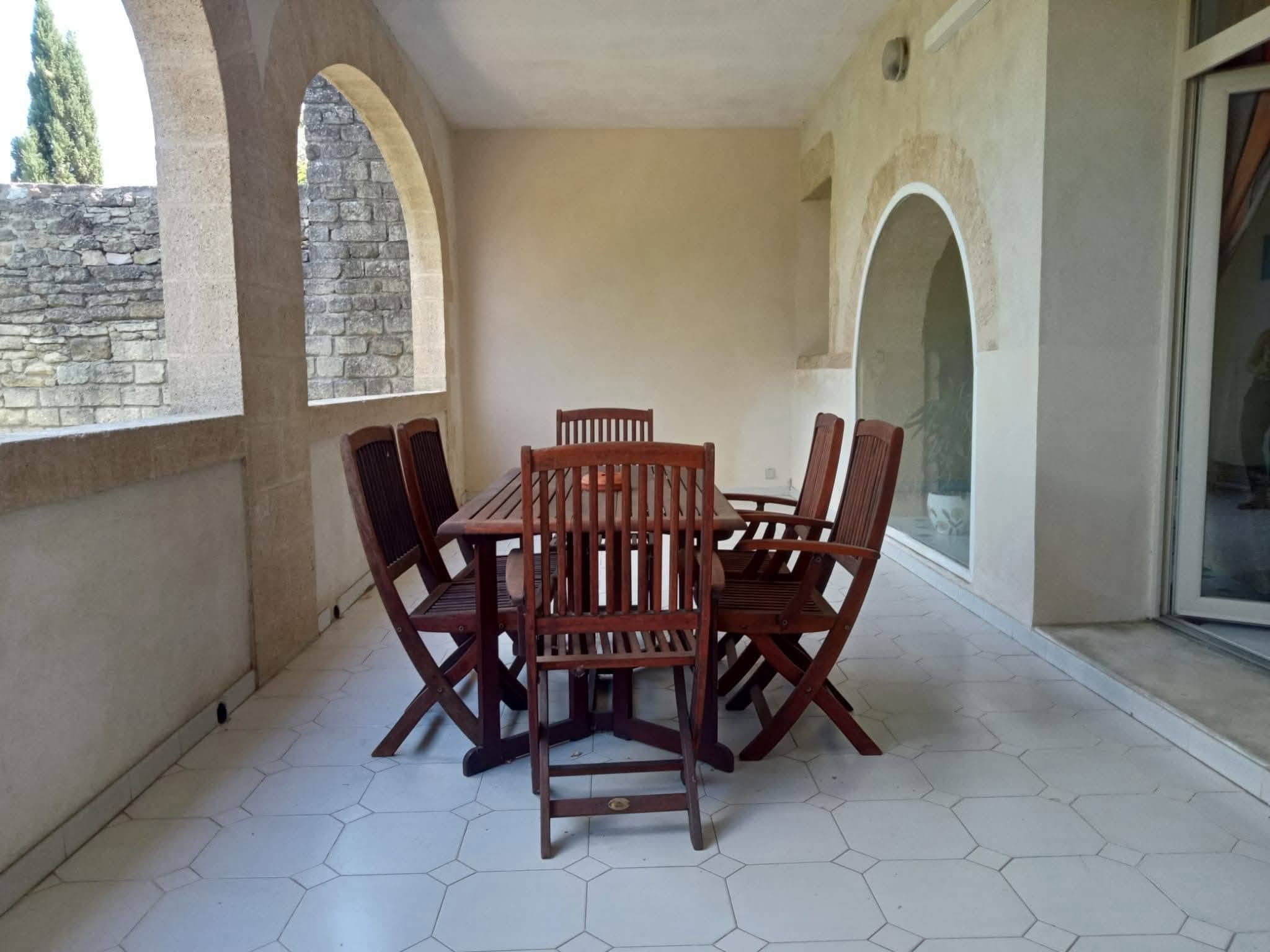 Appartement à louer à Remoulins, 64,46 m², 2 pièces – photo 1 sur 8